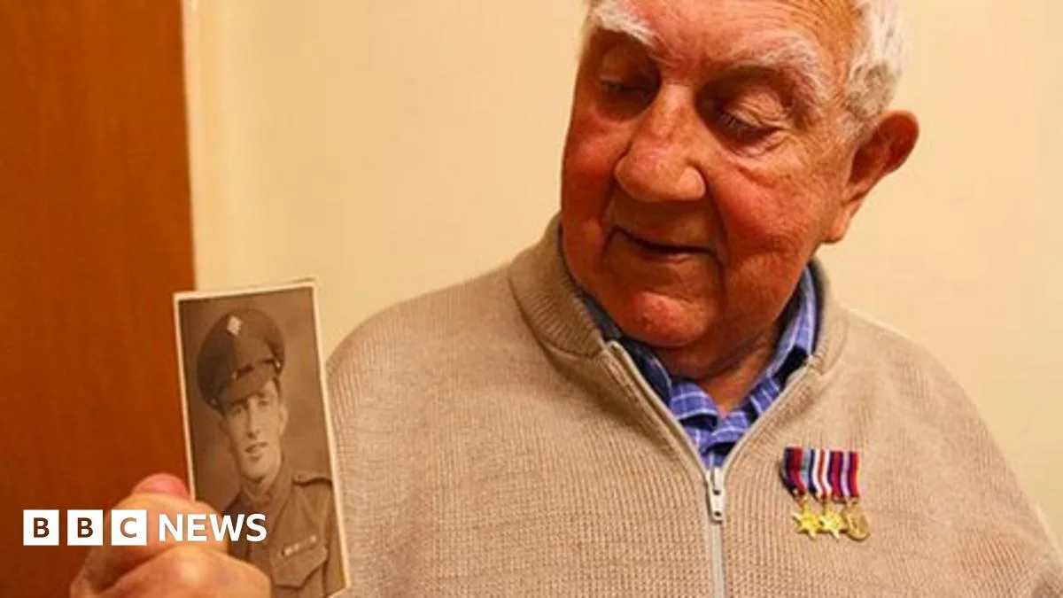 Irish Leaders Father Served With British Forces In WWII