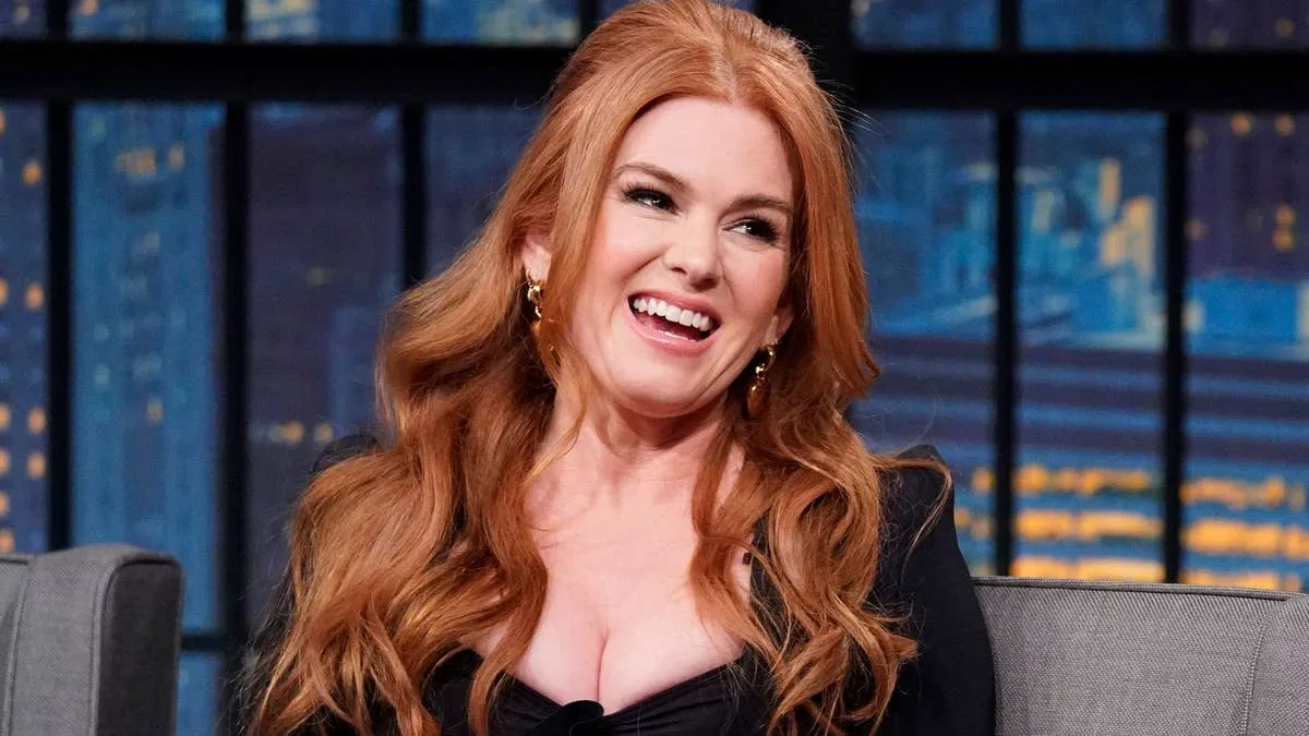 Isla Fisher Stuns in Daring Black Mini-Dress on Late Night with Seth Meyers
