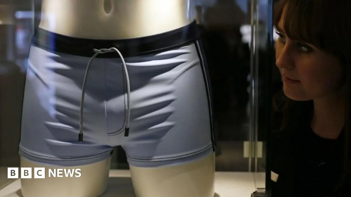Daniel Craig's James Bond trunks fetch £44,450 at auction