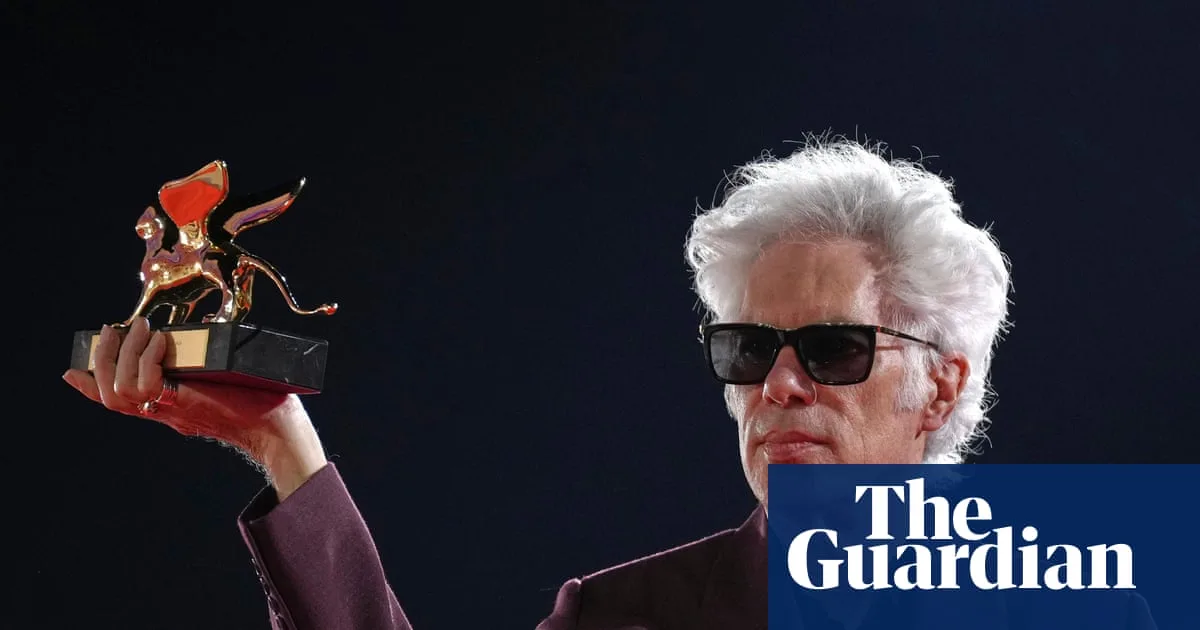 Jim Jarmusch’s Father Mother Sister Brother Wins Venice Golden Lion
