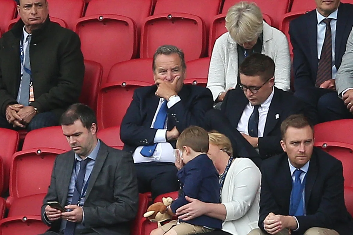 Jeff Stelling Vows to Join Fans After Hartlepool Owner's Letter Row