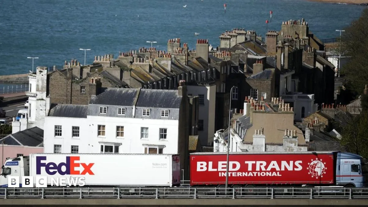 MPs Warn UK May Be Forced to Extend Customs Union Membership Beyond 2020