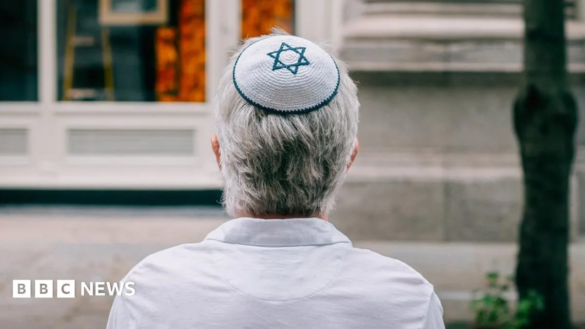 British Jews' Fear and Defiance Amid Record Monthly Anti-Semitism Reports