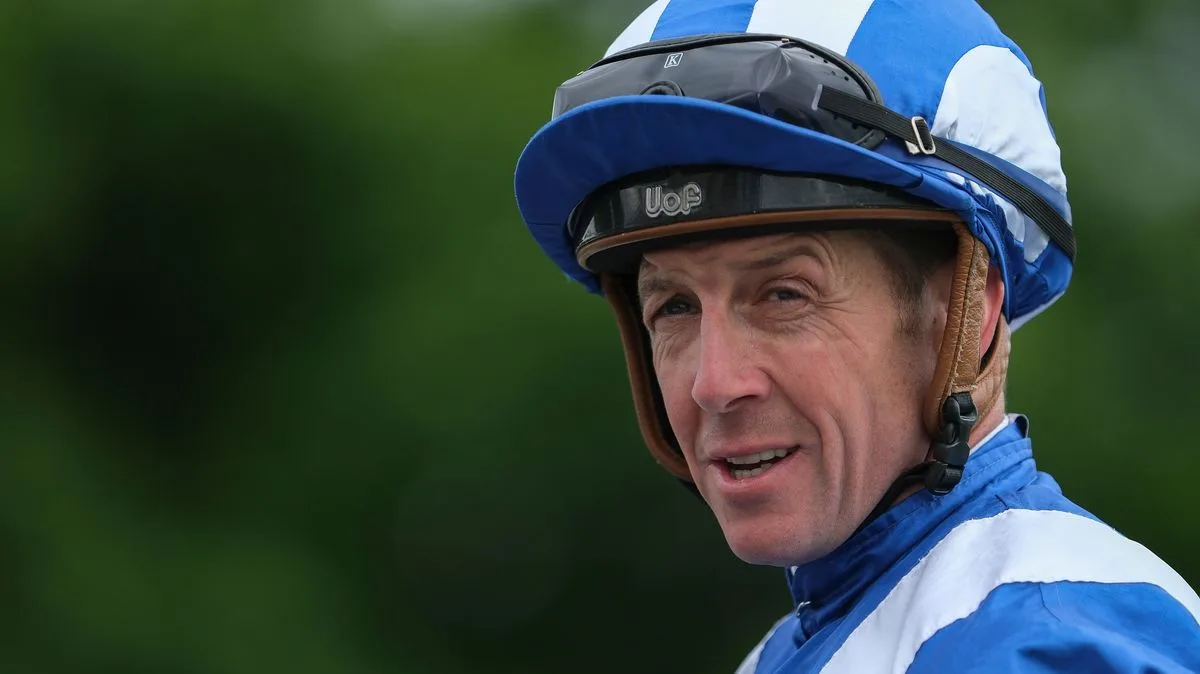 Champion Jockey Jim Crowley Thanks Fans After York Fall