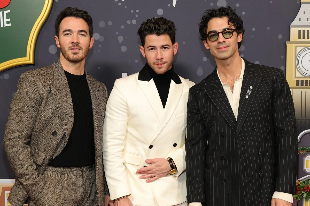 Jonas Brothers' Parents Close Las Vegas Restaurant as Tourism Declines