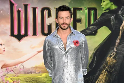 Jonathan Bailey 'Incredibly Flattered' to Be Named Sexiest Man Alive