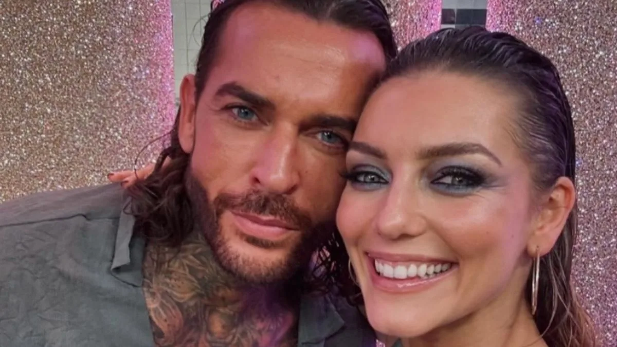 Pete Wicks Caught Kissing Mystery Woman Days Before Jowita 'Romance'