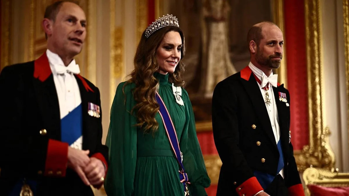 Princess Kate Dazzles in Green Gown and Diana’s Tiara at State Banquet