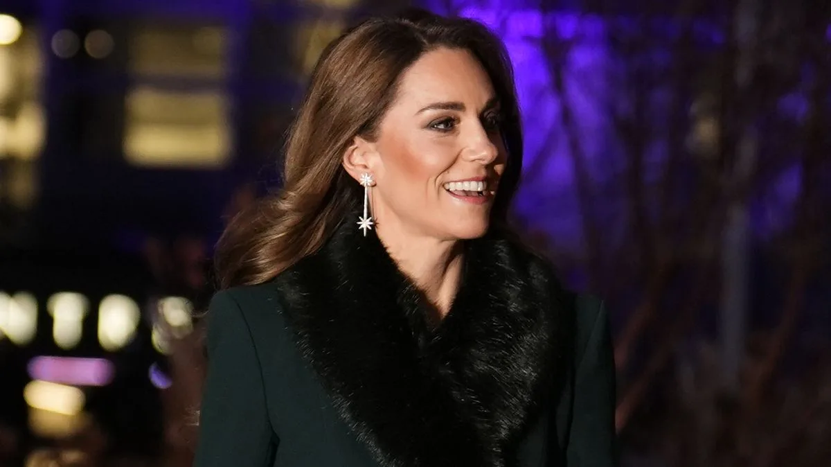 Kate Middleton's £11k Star Earrings Steal the Show at Carol Service
