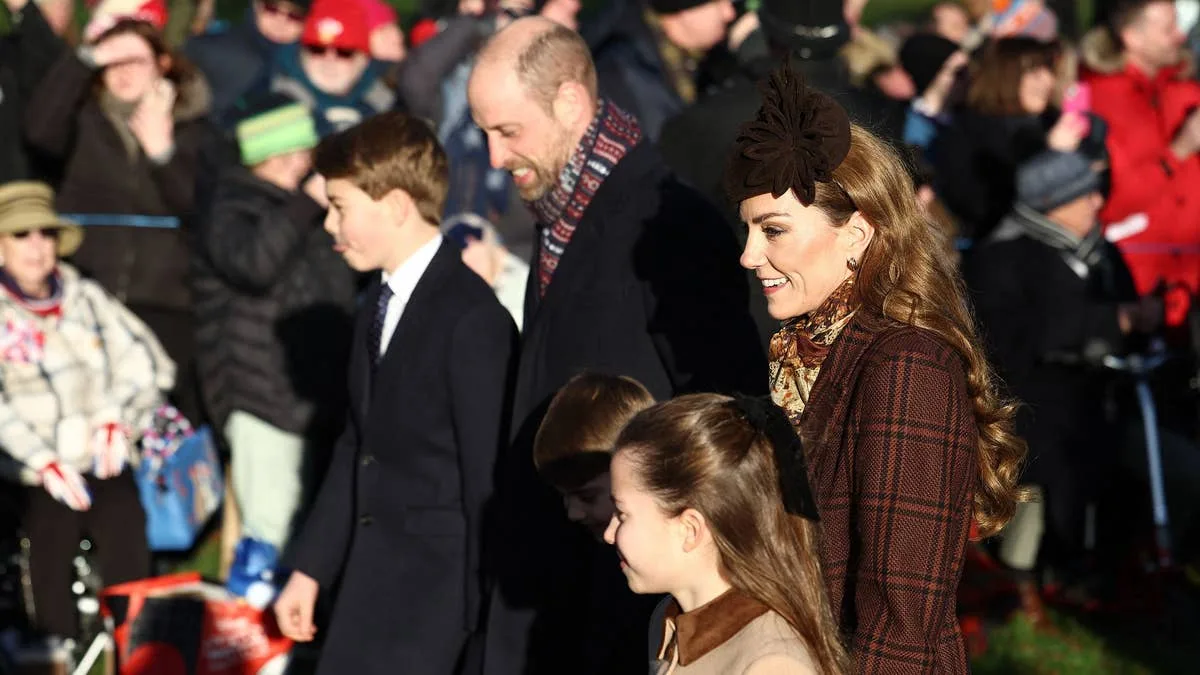 Prince George, Charlotte and Louis Steal Show at Sandringham Christmas Walkabout