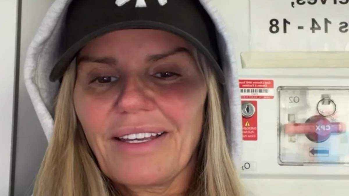 Kerry Katona Hospitalised With Colitis, Treated in Corridor Due to Overcrowding