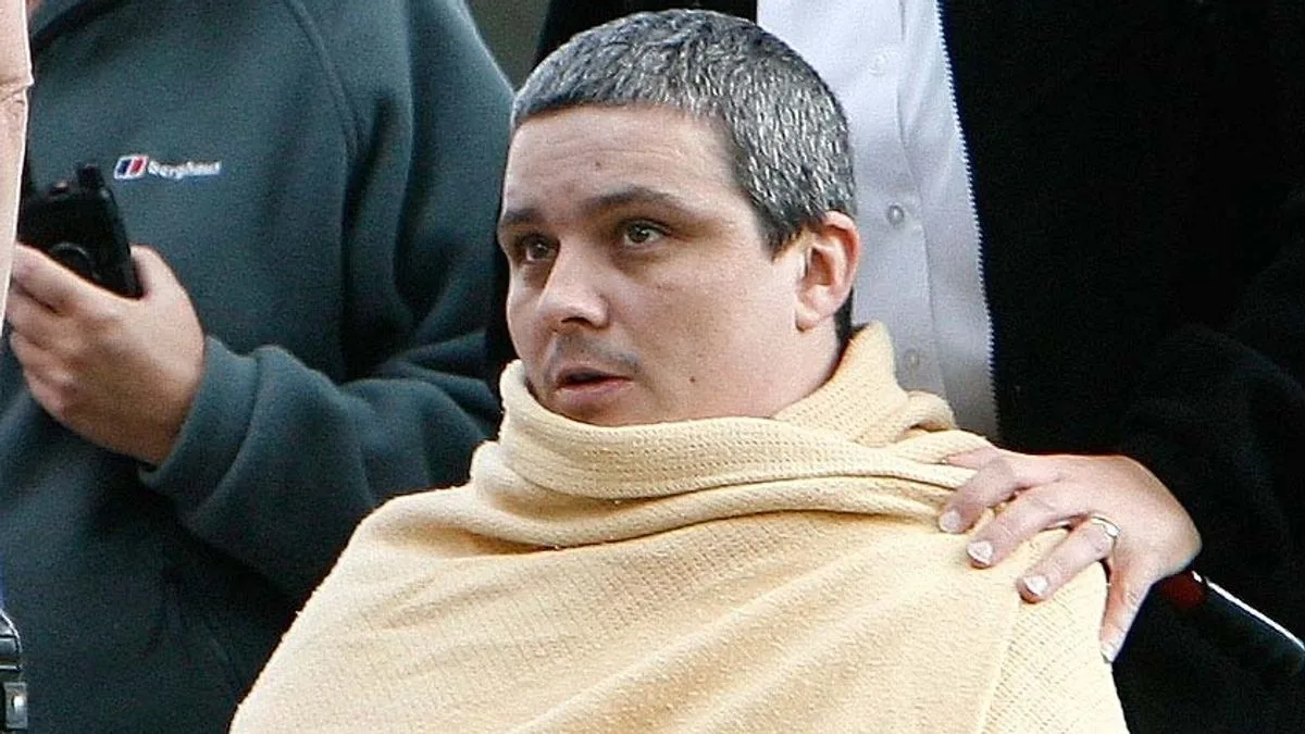 Soham Murderer Ian Huntley Given 5% Chance of Survival After Prison Attack