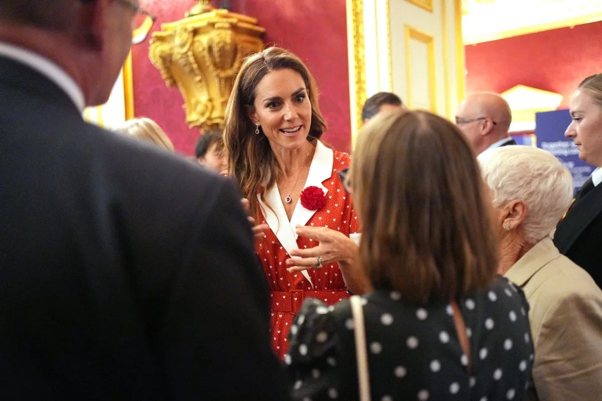King, Queen and Kate mark 125 years of Cancer Research UK with reception