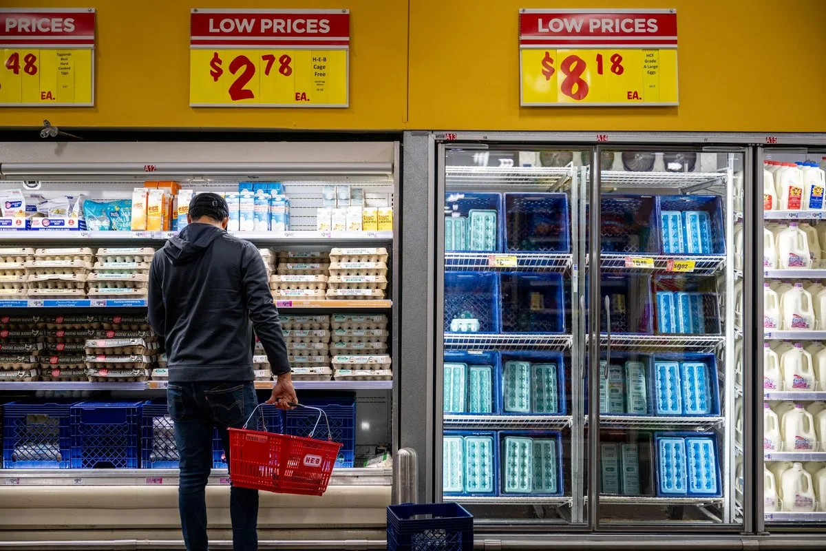 Kroger and Walmart Cut Prices on Thousands of Items Amid Cost of Living Crisis