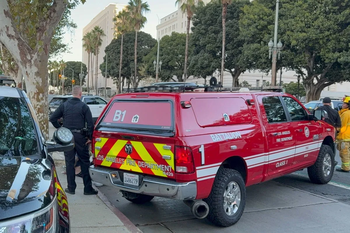 LA City Hall Evacuated After Driver Crashes Into Steps With Note to Trump