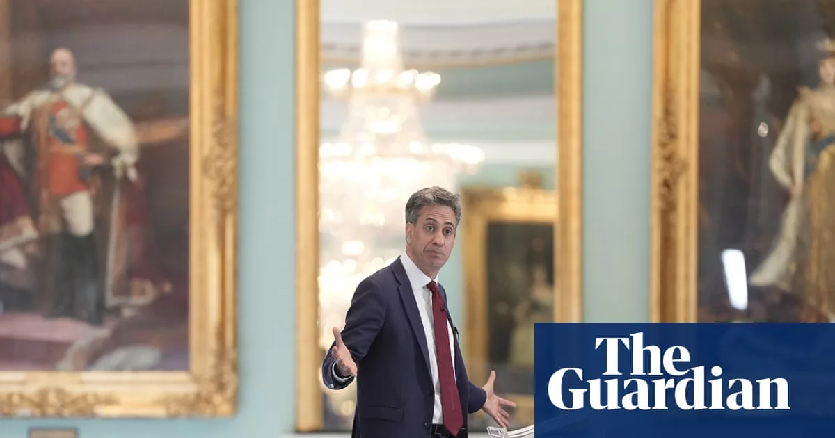 Labour Left Urges Miliband To Consider Leadership Bid