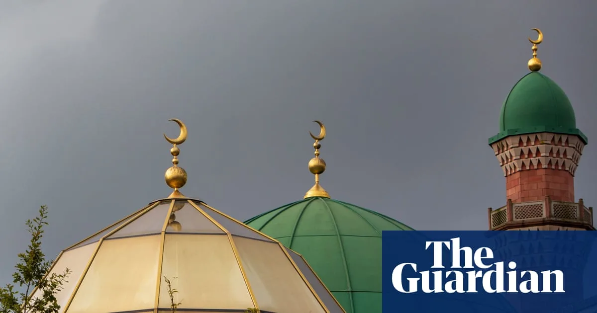Proposed UK Islamophobia Definition to Protect Freedom to Criticise Religion, Source Says
