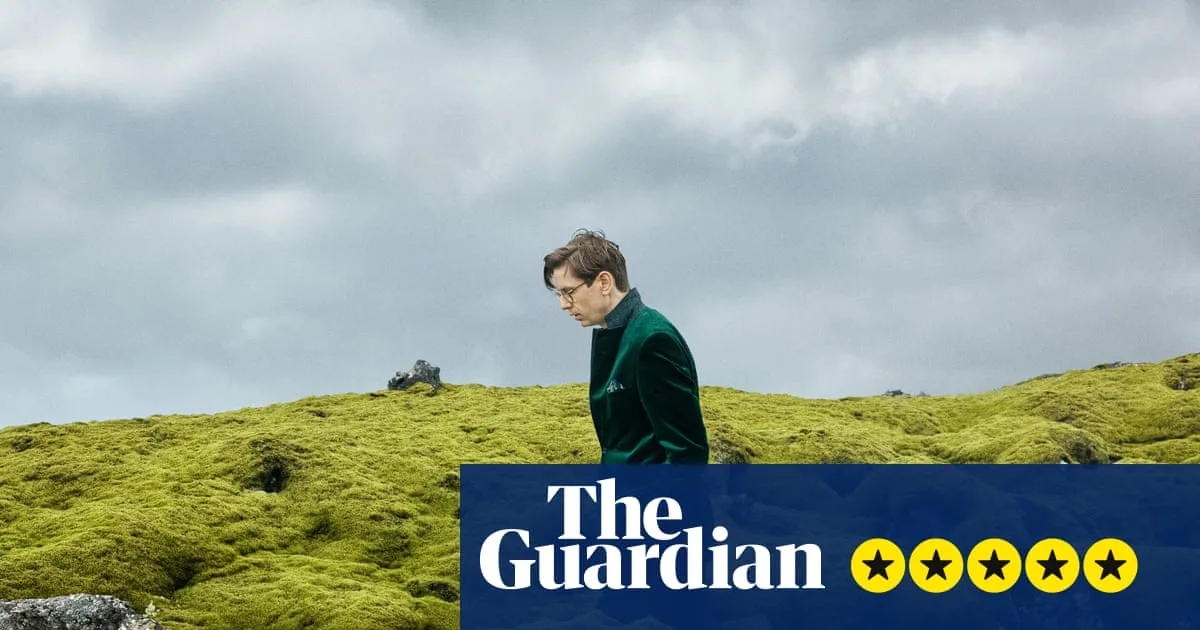 Víkingur Ólafsson's Opus 109: A Transcendent Beethoven Album
