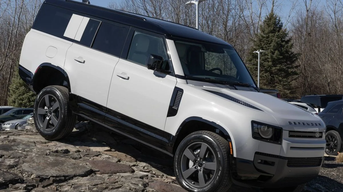 Land Rover Drivers Face £60 Tax Per Diesel Fill Up