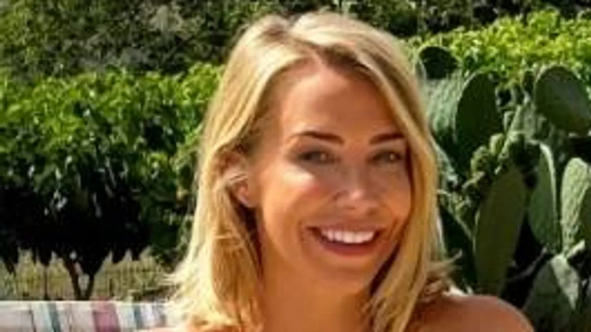 Laura Hamilton, 43, hits back at troll who said she was 'too old' for a bikini