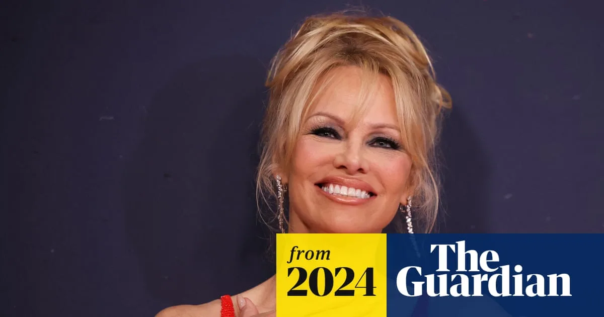Liam Neeson and Pamela Anderson to Star in Naked Gun Reboot