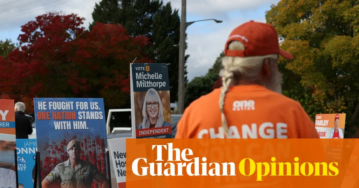 Liberal Senator Warns Against Copying One Nation or Face Demise