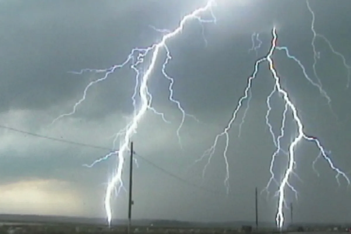 Lightning Strike Kills One and Injures 13 at New Jersey Archery Range