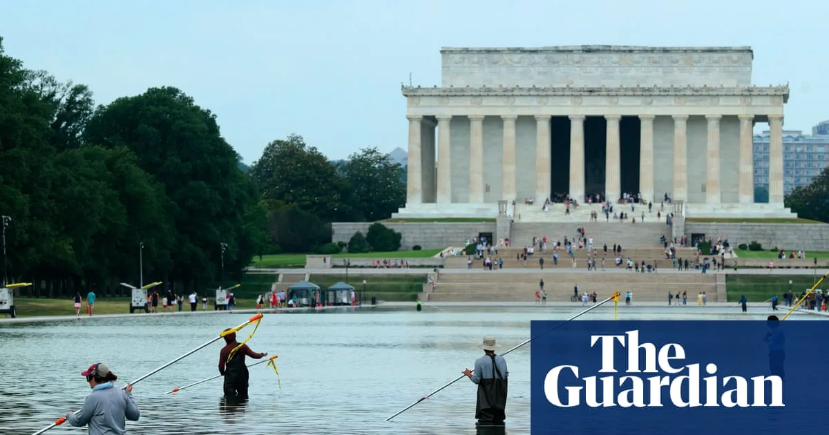 Trump Orders Immediate Repairs to Lincoln Memorial Reflecting Pool After Vandalism Claims
