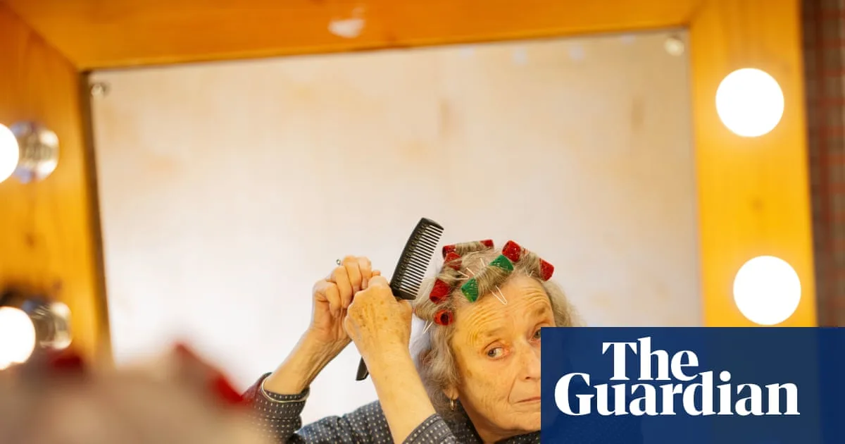 Linda Bassett on Care, Call the Midwife, and Unconventional Choices