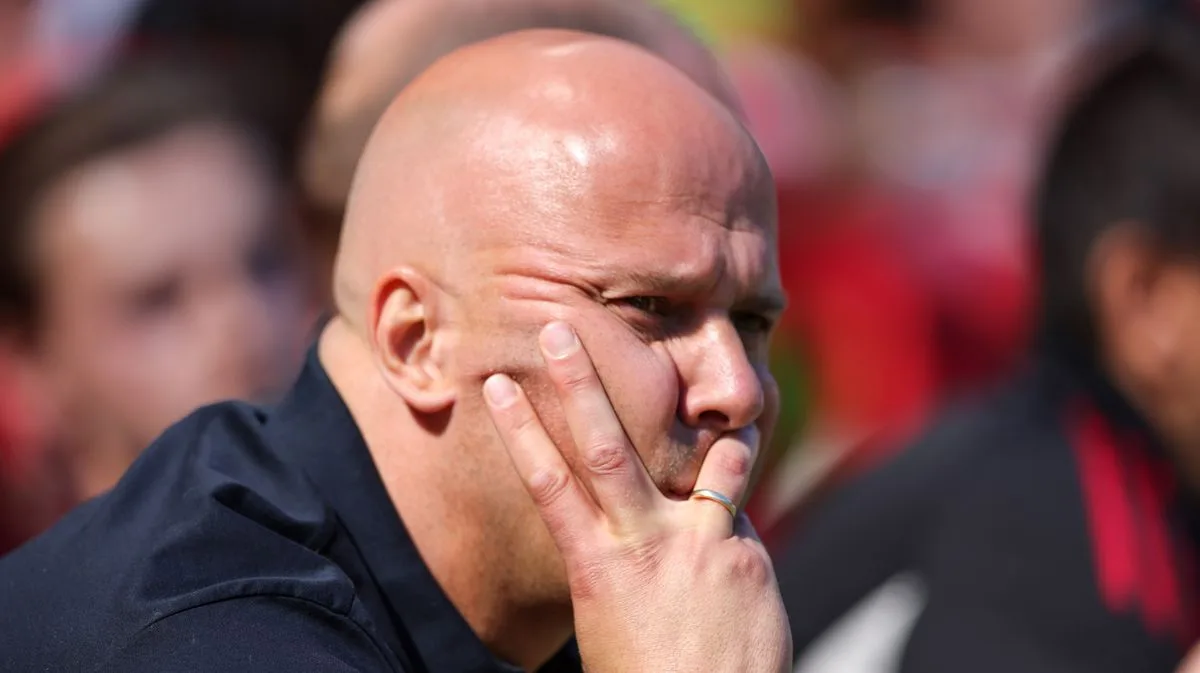 Liverpool Transfer News: Sage Dreams of Anfield, Dumfries Move