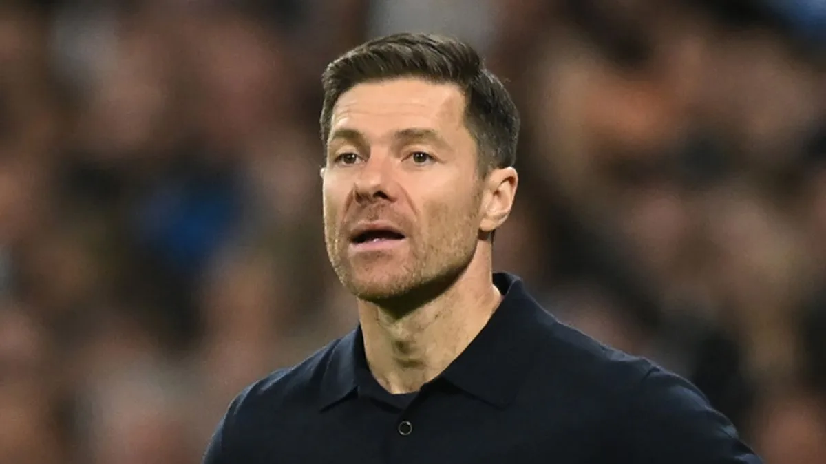 Liverpool Stand by Arne Slot Amid Pressure, Xabi Alonso Warning Issued