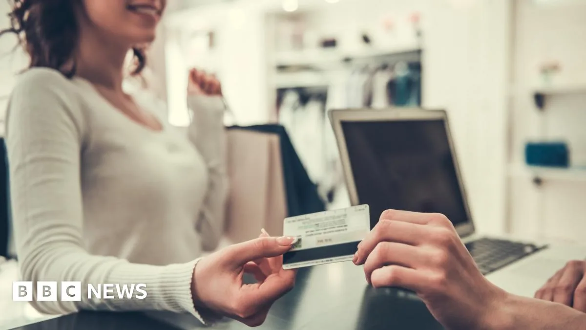 Lloyds Bank Clarifies Payment Process After Duplicate Debit