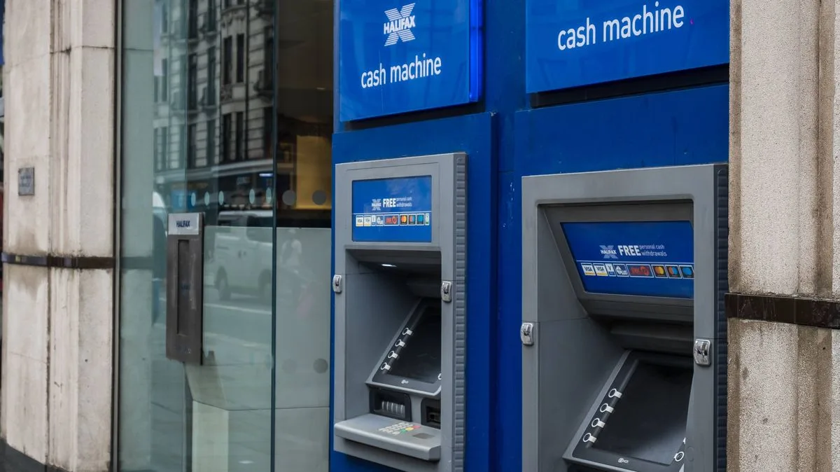 Halifax Imposes £2,995 Cash Deposit Limit at Self-Service ATMs
