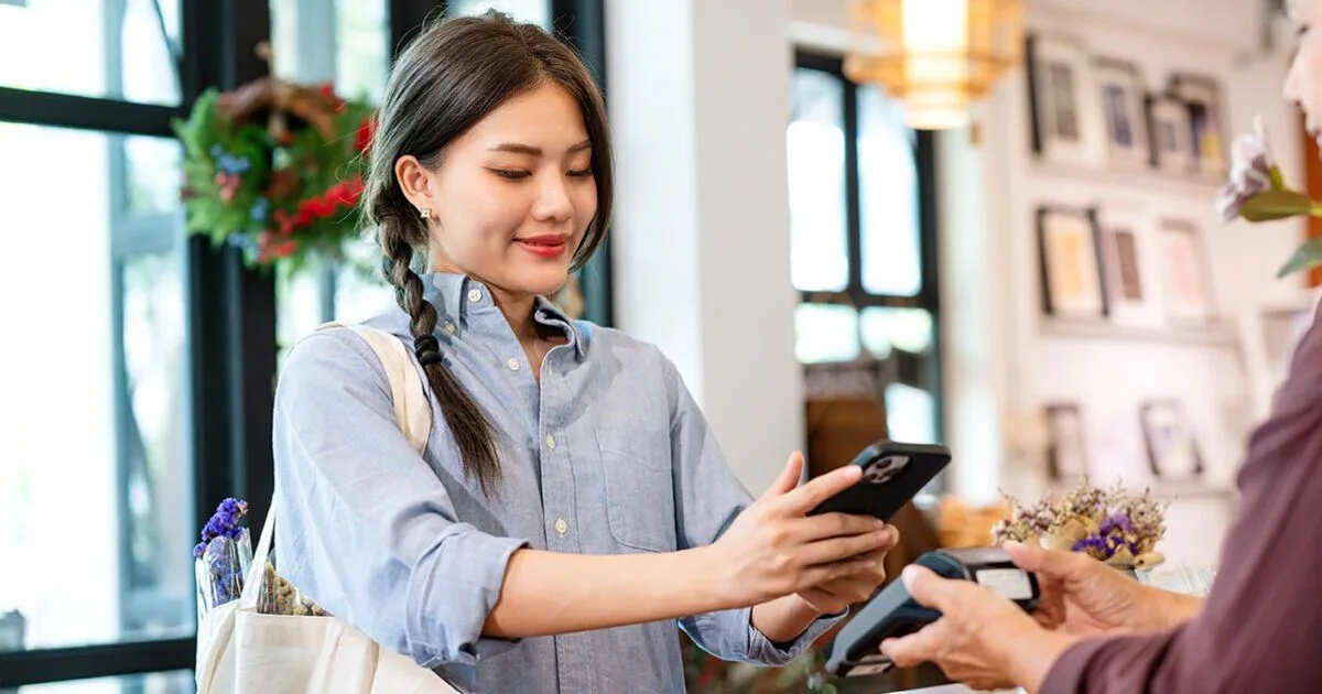 Lloyds Bank Issues Guidance on Google Pay Setup for Customers