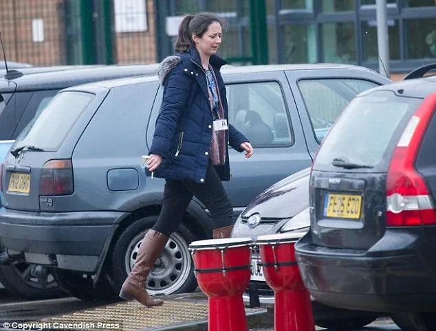 Cheshire School Strike: Parents Divided Over Headteacher's Future