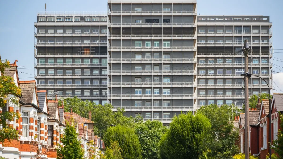 London NHS Trusts Report £24m Deficit but Reassure Patients