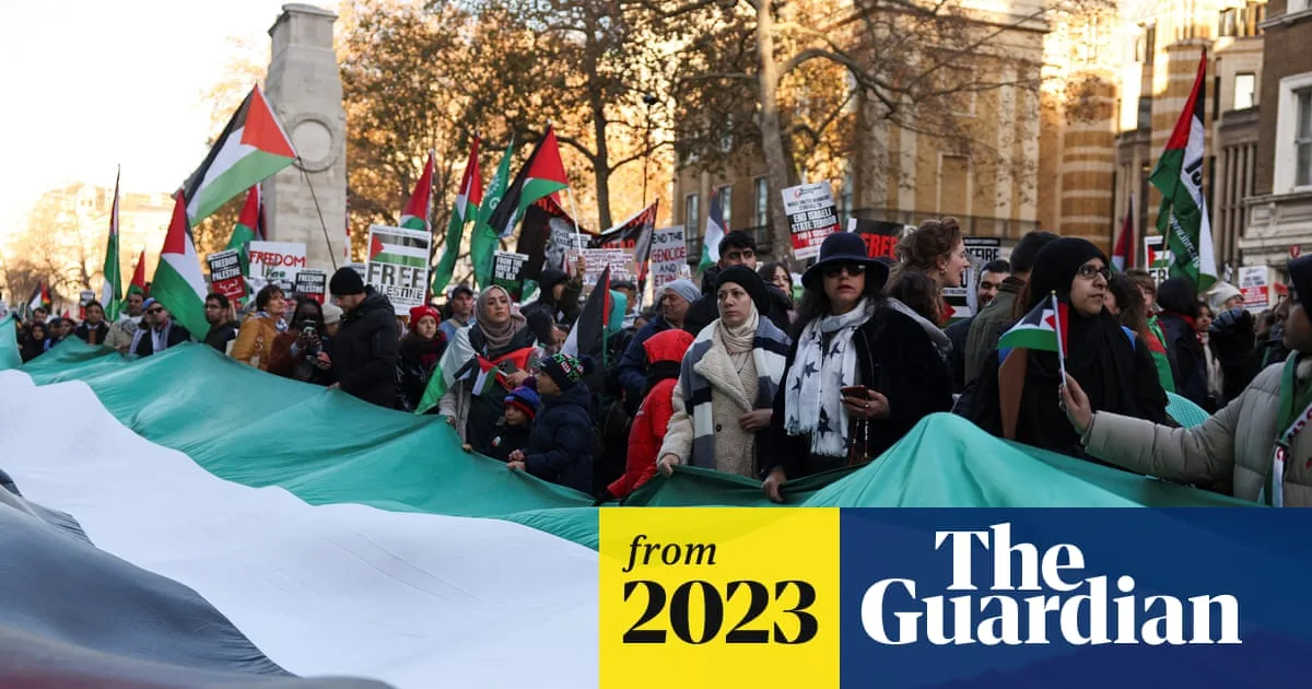 Hundreds of Thousands Demand Permanent Gaza Ceasefire in London March