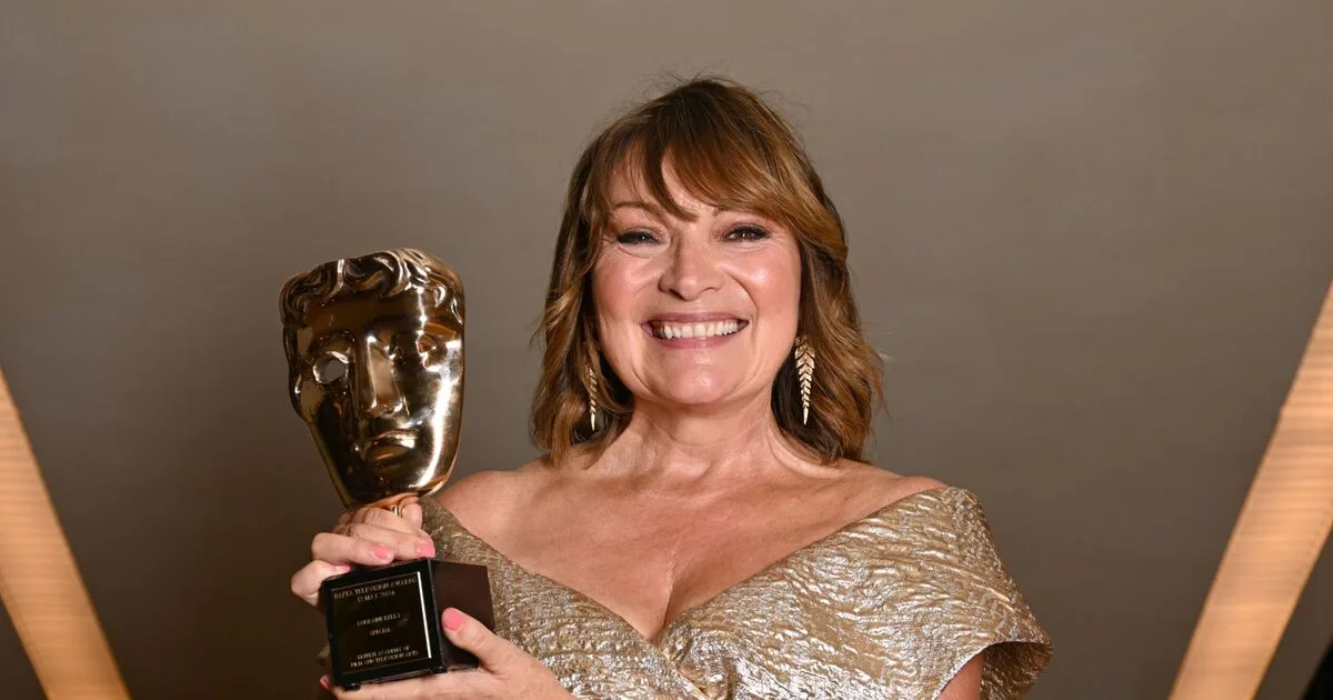 Lorraine Kelly's Daughter Warns Her After Fashion Mistakes