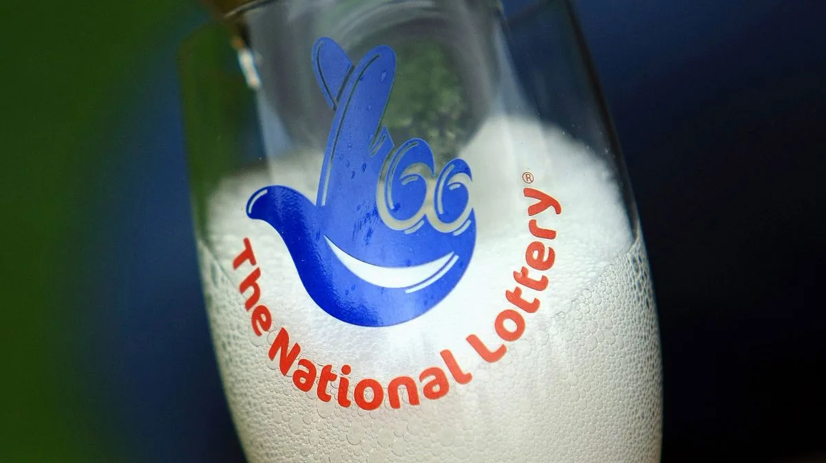 National Lottery £8.4m Jackpot Delayed by Technical Glitch