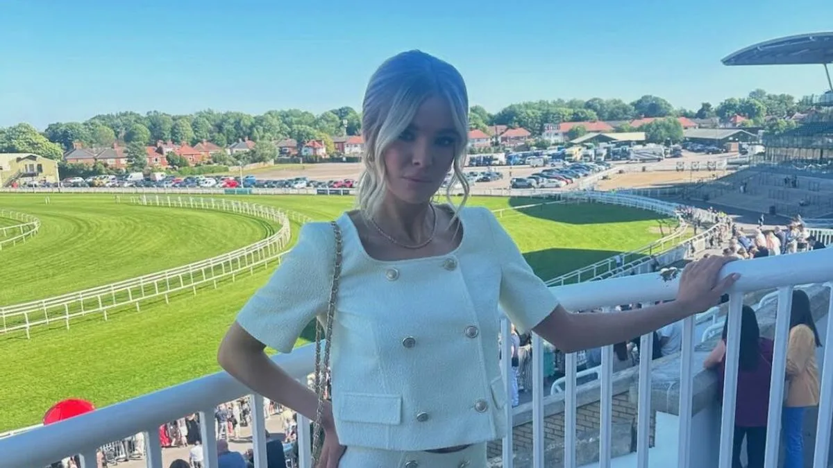 Love Island's Robyn Langton Reveals Dad's Ban on TV Sex