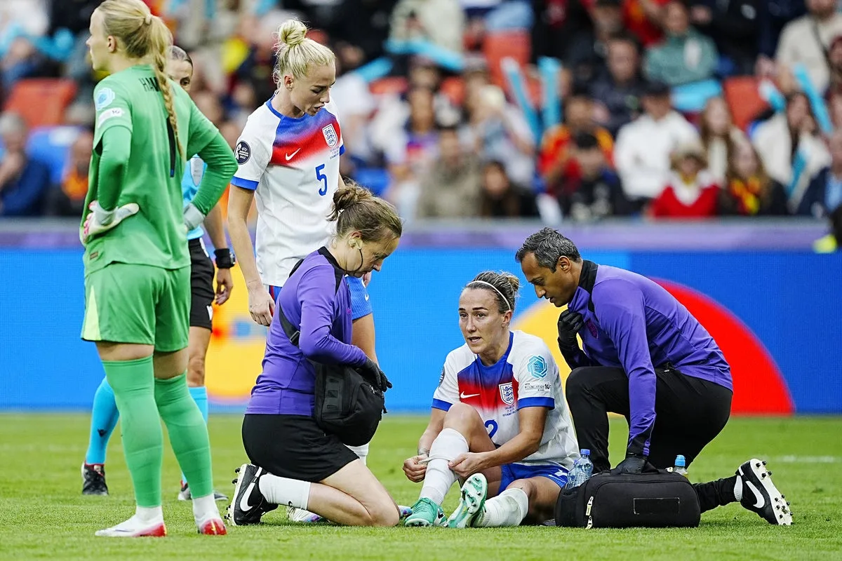 Lucy Bronze's Mother Reveals Defender Played Euro 2025 with Broken Leg