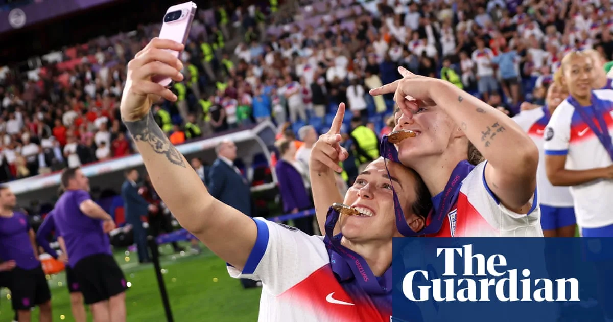 Lucy Bronze Reveals She Played Euro 2025 with Fractured Tibia