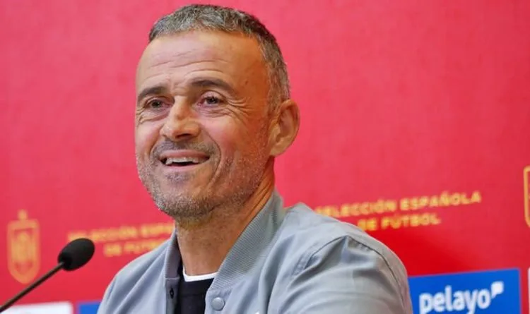 Luis Enrique's Tactics Could Threaten Five Man Utd Players