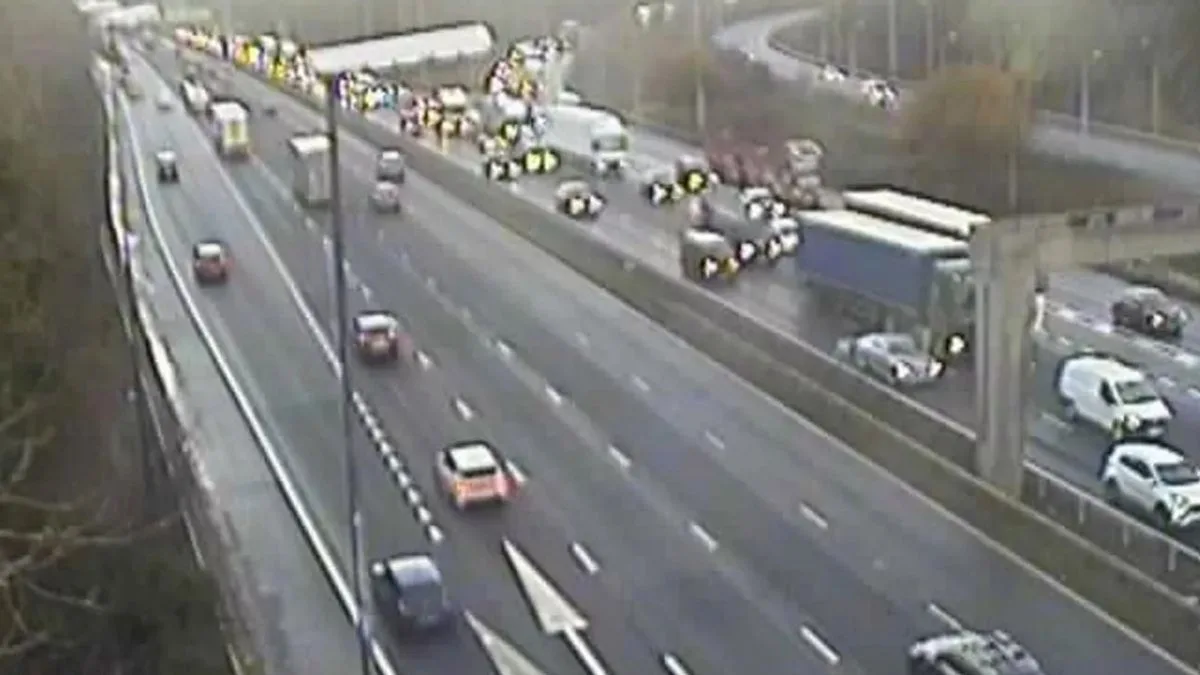 M6 Crash Causes 7 Mile Queues and Major Delays