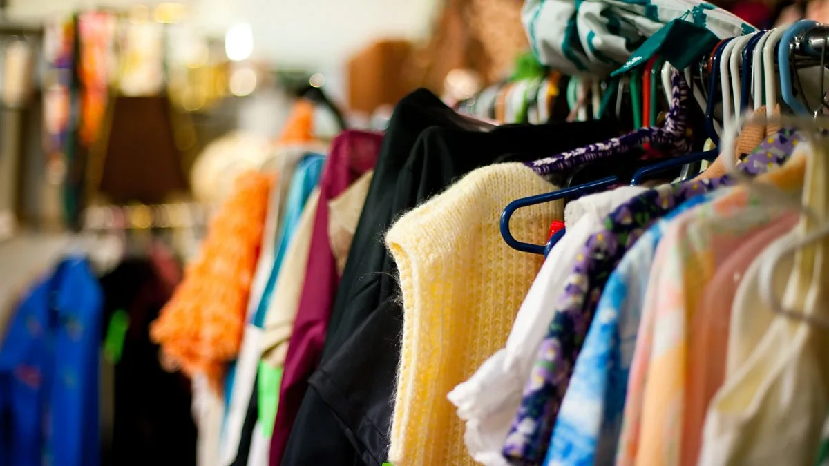 How to Turn Unwanted Gifts into Cash: Expert Tips for Selling Second-Hand
