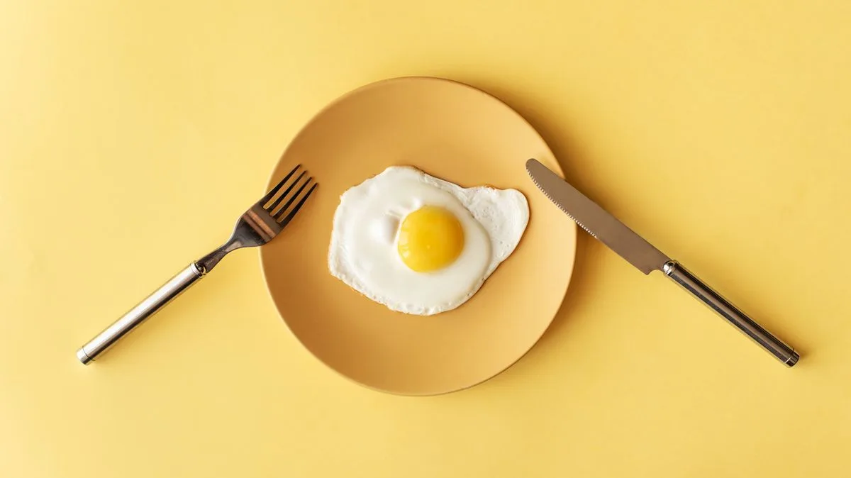 Microwave Hack for Perfect Fried Eggs in 60 Seconds