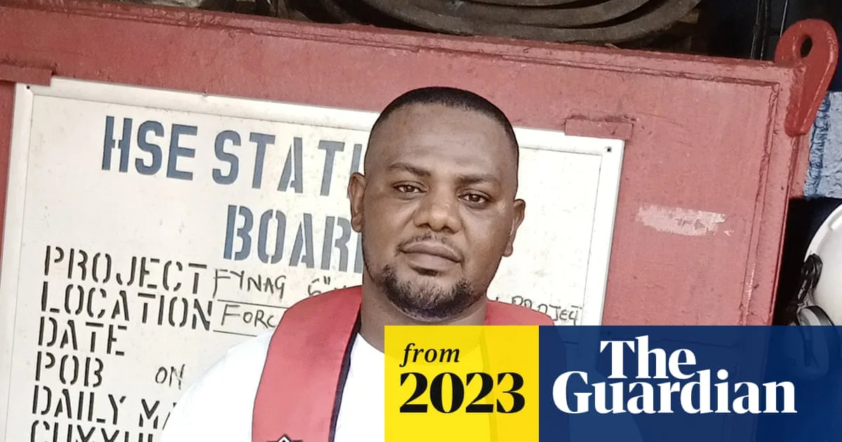 Man Survives 60 Hours in Capsized Boat's Air Pocket