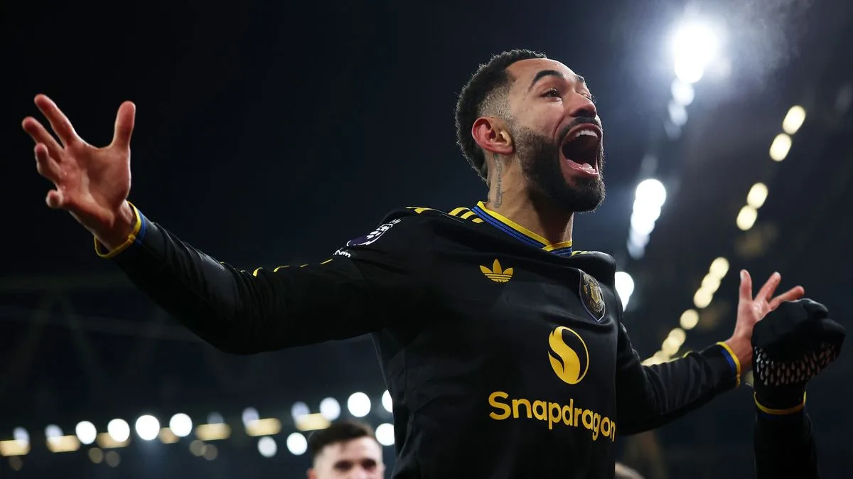 Man United Star Cunha Risks Ban For Swearing In Arsenal Win