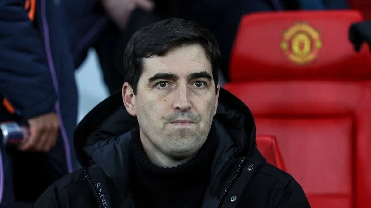 Man Utd Eye Bournemouth Stars and Manager Iraola for Transfers