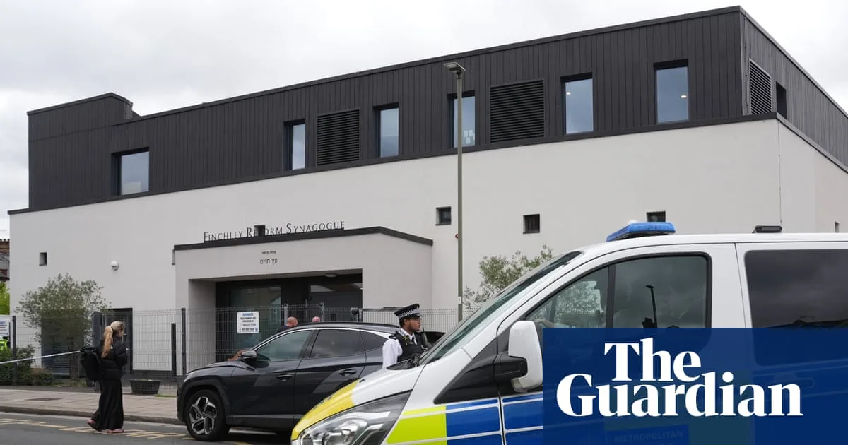 Manhunt After Antisemitic Attack on North London Synagogue